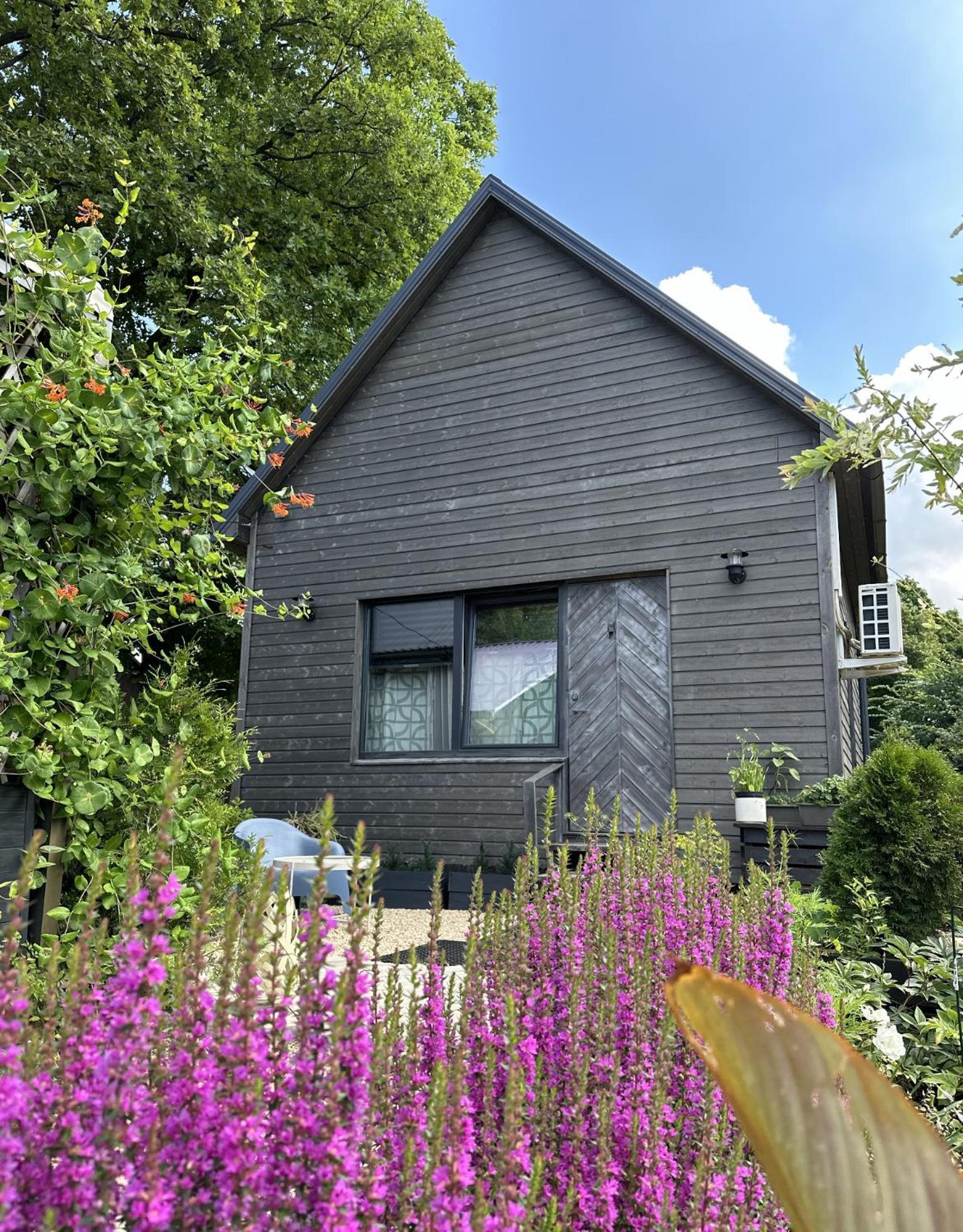 Amazing Little House On An Island With Garden Riga Exterior foto